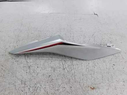пластик задний правый Yamaha YZF-R25 1WD-F1721
