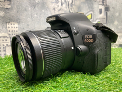 Canon 600D Kit 18-55mm 3.5-5.6 III 22.500 кадров
