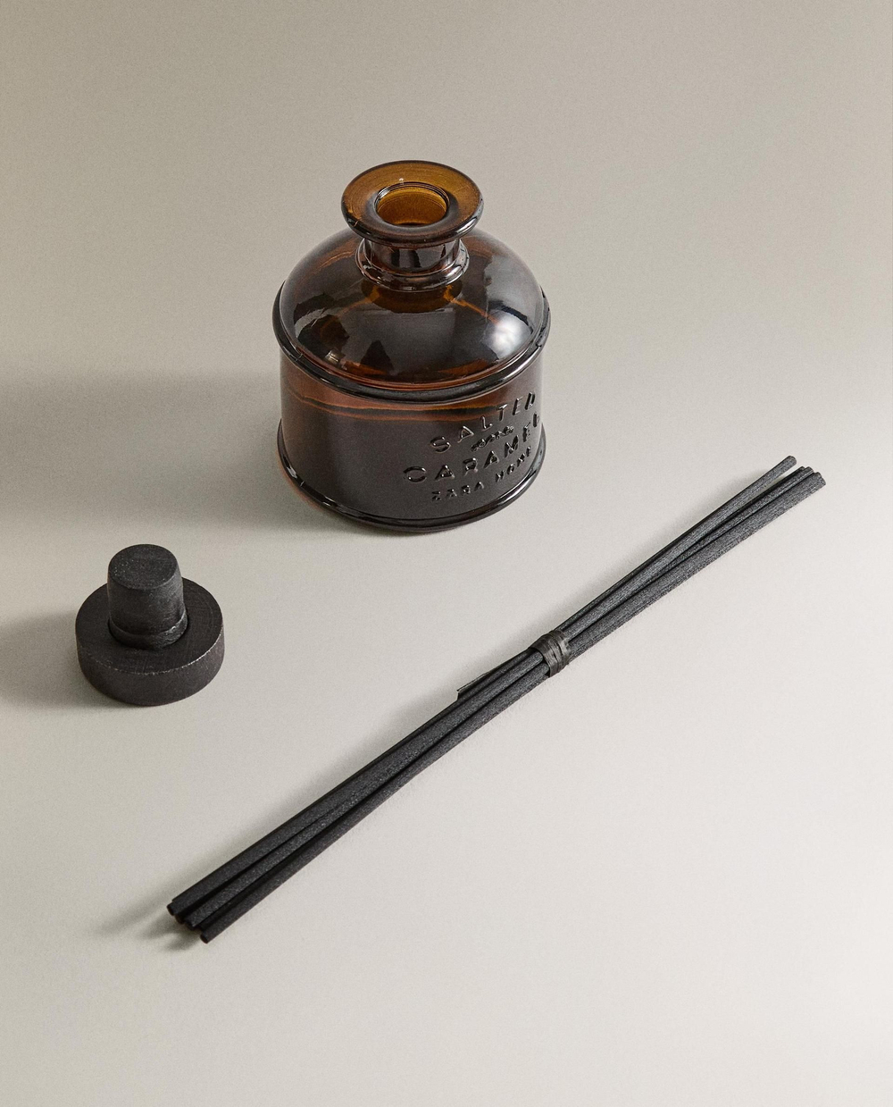 Zara Home - Mikado соленая карамель диффузор, 200 мл