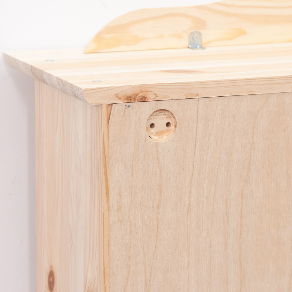 Шкаф навесной кухонный Лена 2 двери 2 полки с карнизом из массива сосны, в натуральной отделке