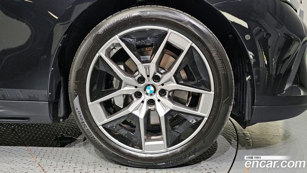BMW 5 Series (G60) 530i xDrive (02.2024)