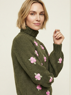 Свитер ручной работы "Розовый сад"