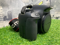 Canon EOS 550D 8.500 кадров