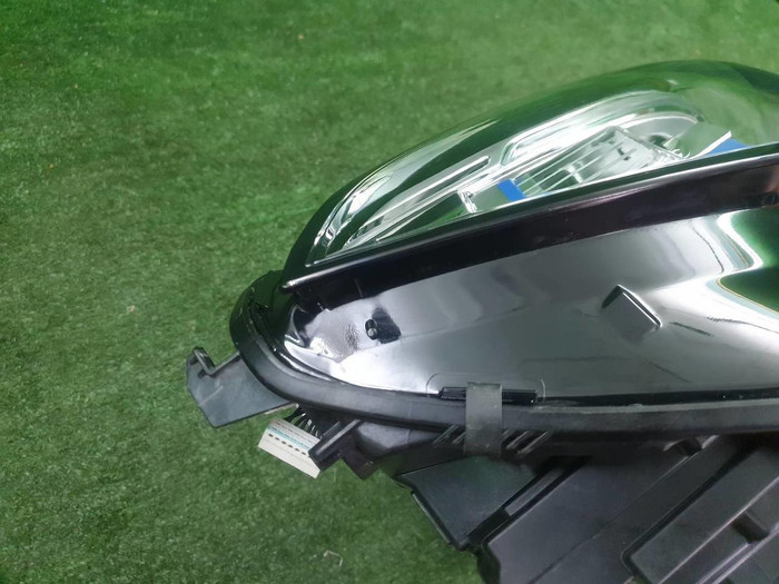 Фара правая BMW X7 G07 (2019-2022) Laser Light