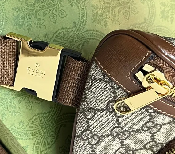 Поясная сумка Gucci Gg