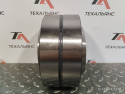 Втулка 195-50-41161