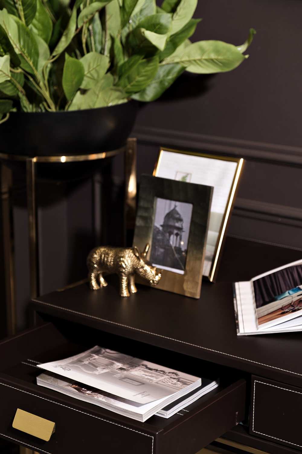 Рамка для фото 22х30 Garda Decor золотая 836315290