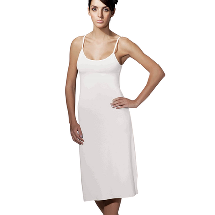 Женская ночная сорочка белая на бретельках Doreanse Essentials 11129