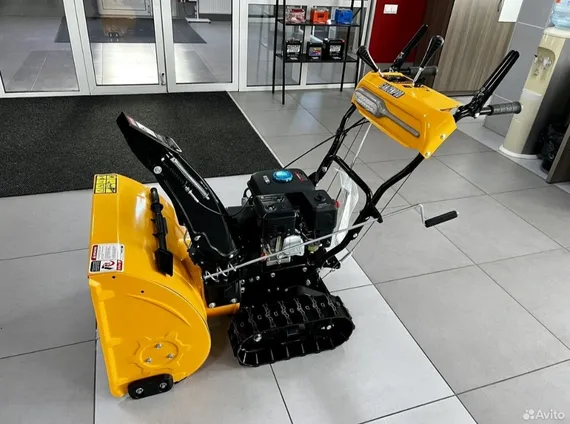 Бензиновый снегоуборщик "GARDEN PRO" KCDT24