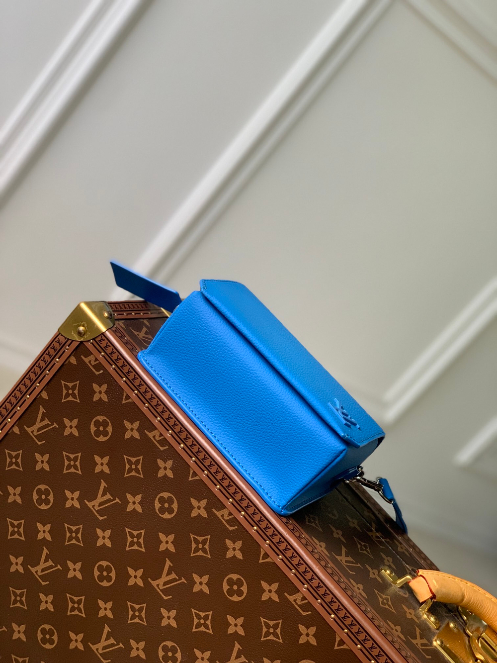 Louis Vuitton Fastline Wearable Wallet