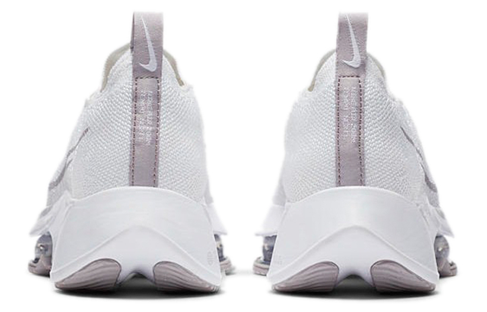 Кроссовки Nike Air Zoom Tempo Next (Женская размерная сетка)