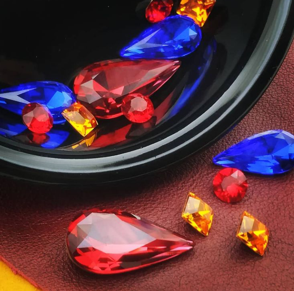 evoli 4322 Teardrop Fancy Stone - Majestic Blue