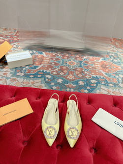 Louis Vuitton Met Slingback Ballerina