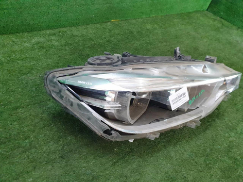 Битая Фара правая BMW 3er F30 (2015-2020) LED