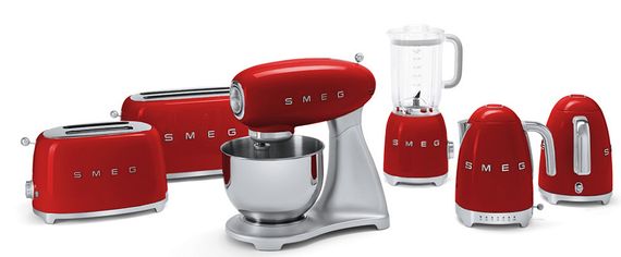 Чайник Smeg KLF04RDEU