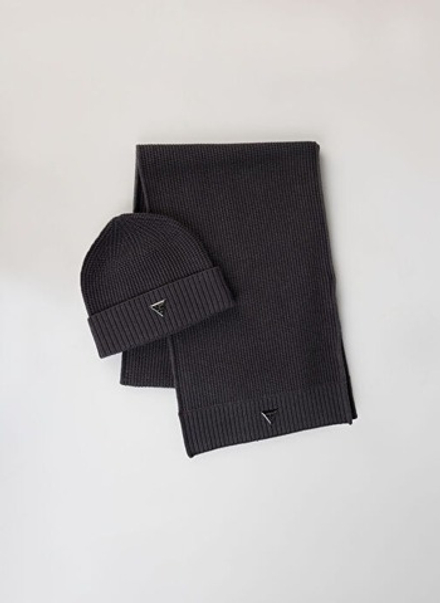 Набор(шапка+шарф) мужской GUESS