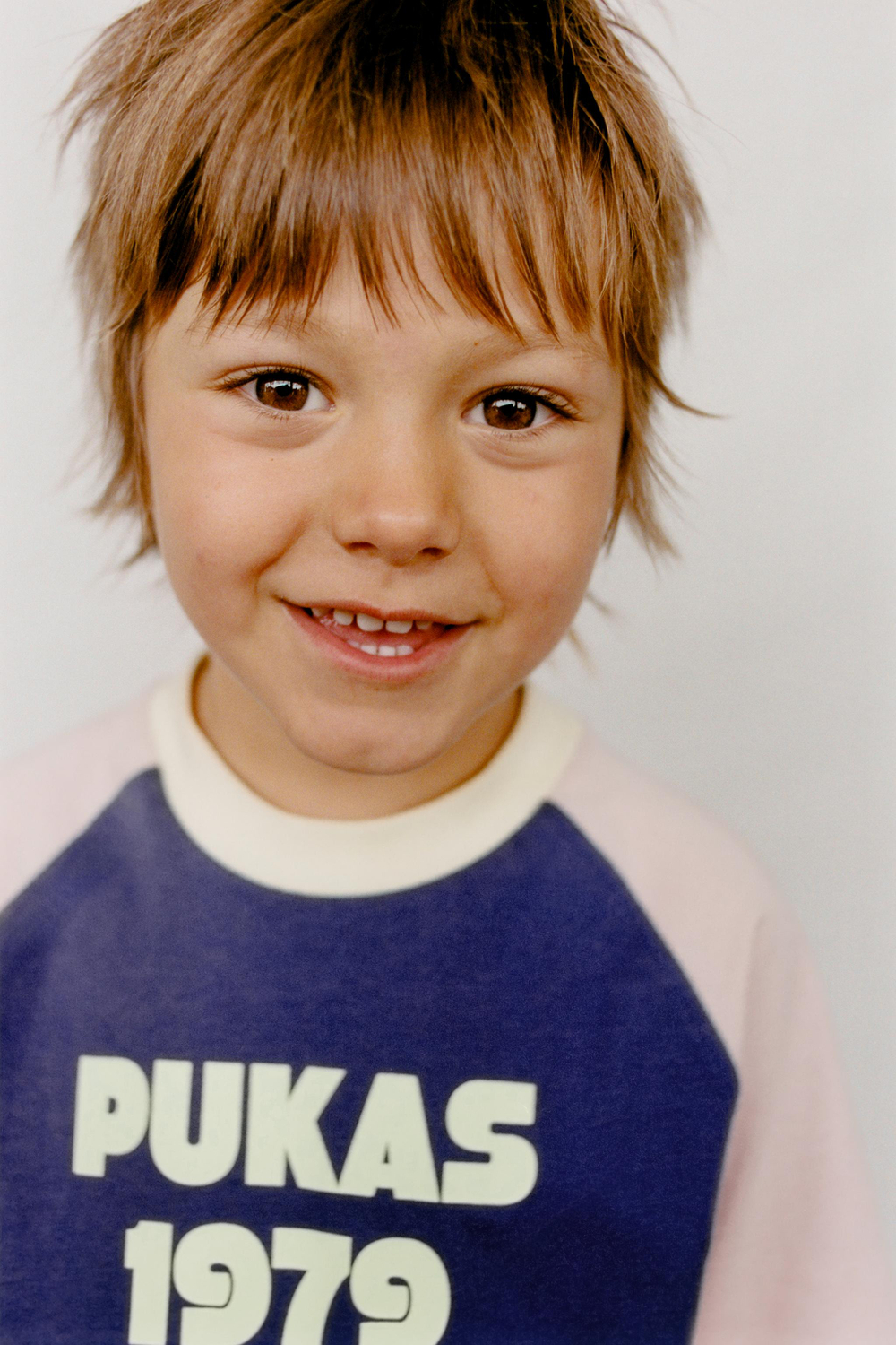 ZARA X PUKAS ФУТБОЛКА PUKAS SURF С РУКАВАМИ РЕГЛАН, СВЕТЛО-ЛИЛОВЫЙ