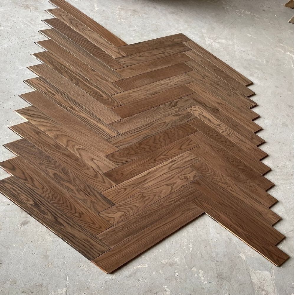 Паркет Елка OnlyWood Дуб Плес (Молочный шоколад)