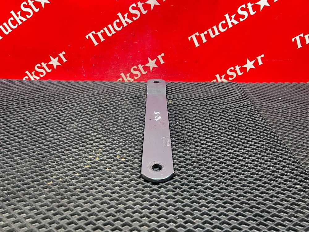 Стойка переднего стабилизатора