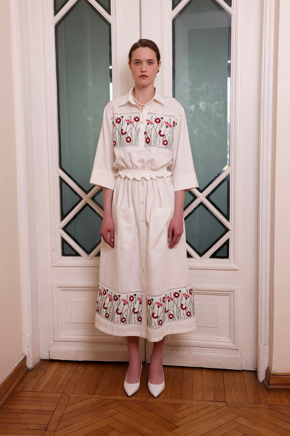 Костюм с юбкой, белый