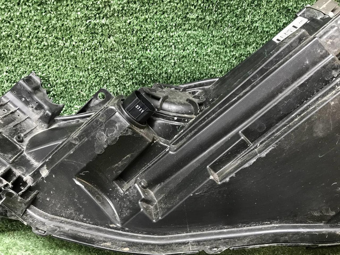 Битая Фара правая Changan Lamore (2023-н.в.) LED