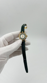 Часы тёмно-зелёные Gucci