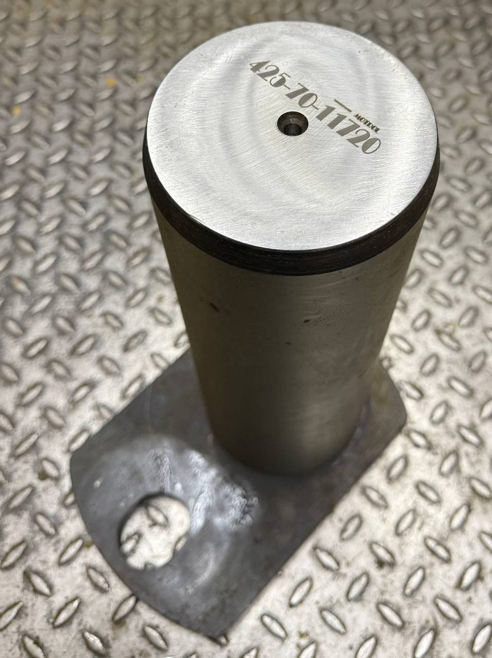 Палец 425-70-11720