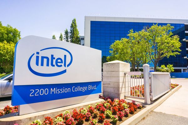 Intel делает большую ставку на AI и стремится демократизировать доступ к вычислениям