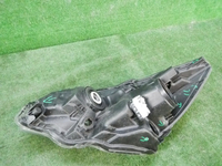 Битая Фара правая Subaru Outback 5 (2014-2018) LED