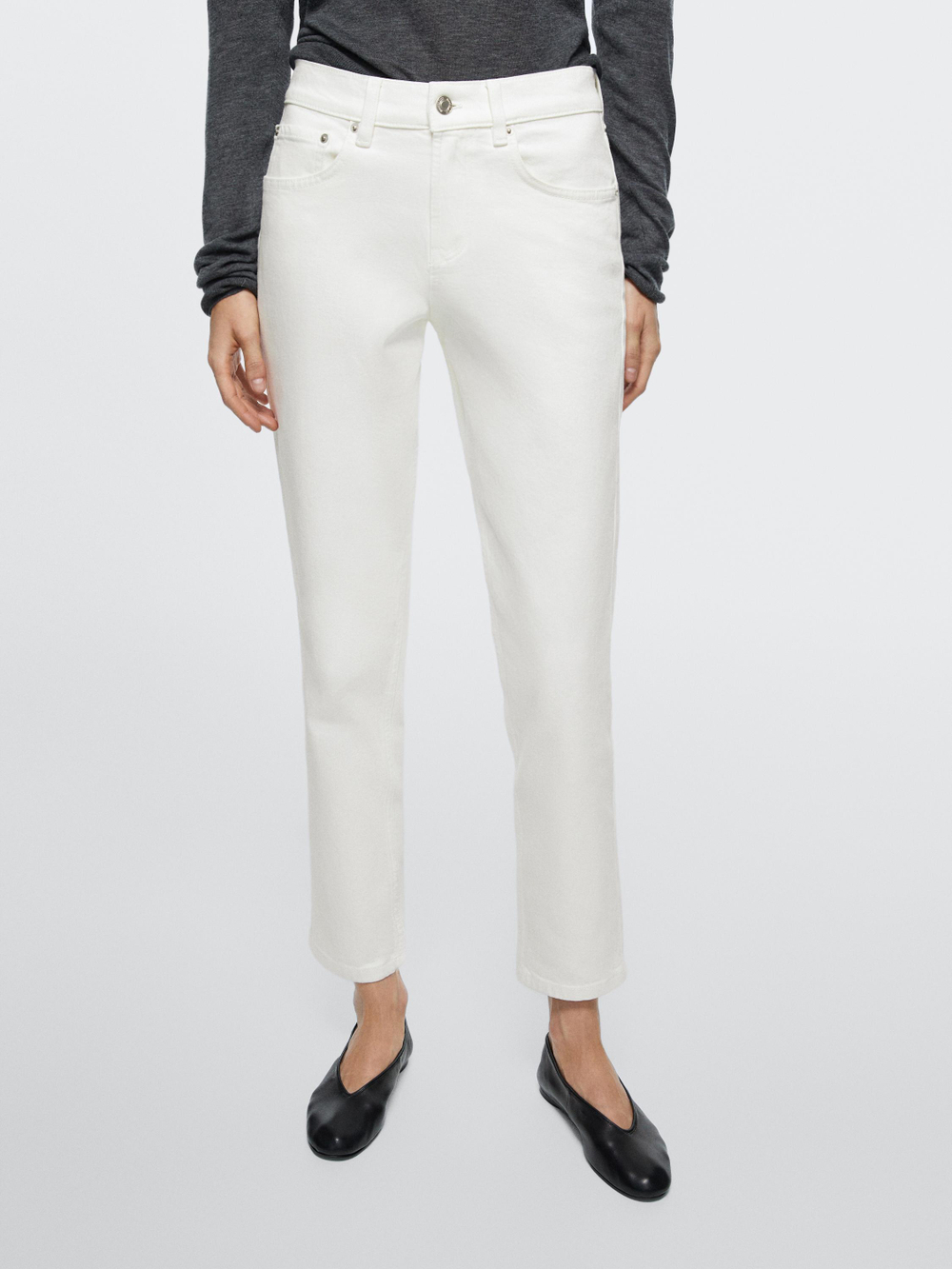 Massimo Dutti Джинсы средней посадки, укороченные, облегающего кроя, белый