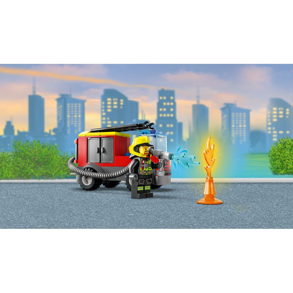 LEGO City — Пожарная часть и пожарная машина 60375