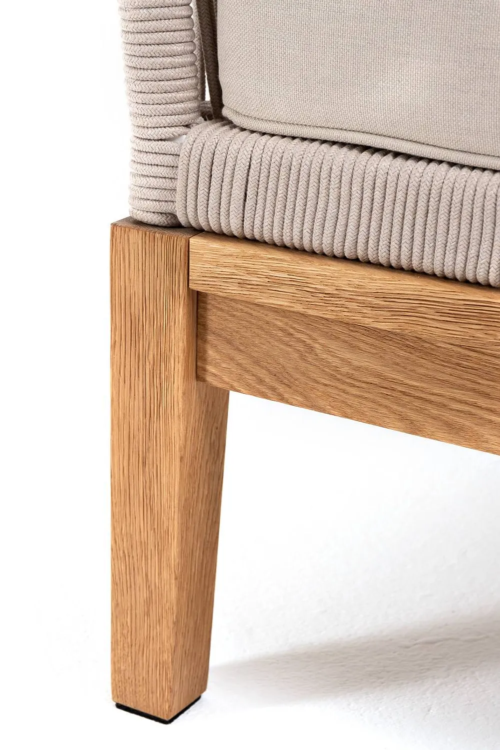 "Канны" угловой модуль плетеный из роупа, основание дуб, роуп бежевый круглый, ткань бежевая 052