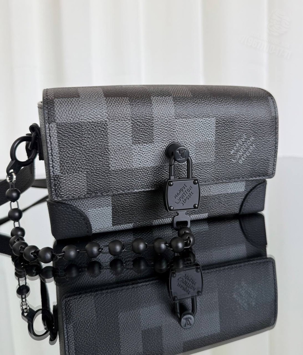 Сумка через плечо Louis Vuitton