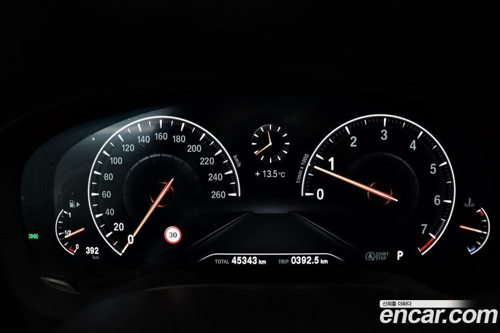 BMW 5 Series (G30) 520i Luxury (11.2019)