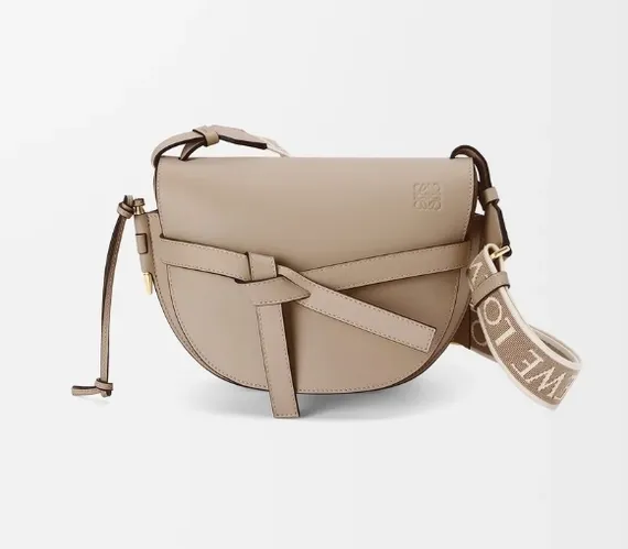 Кожаная сумка Loewe Gate кремовый