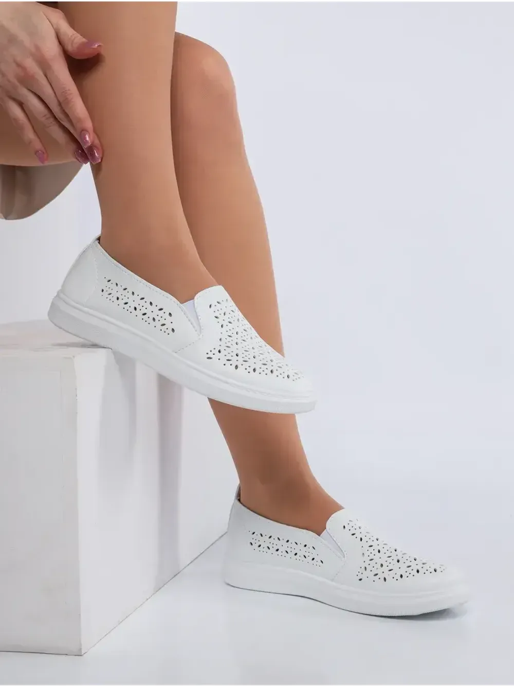 Мокасины летние с перфорацией