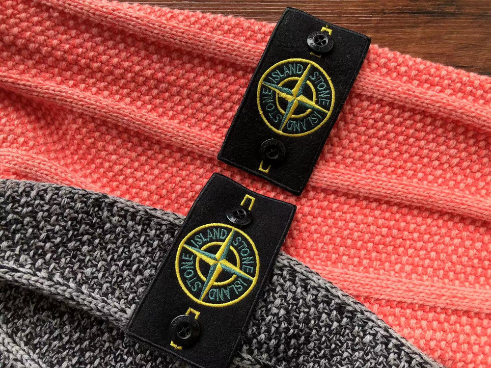 Свитер Stone Island