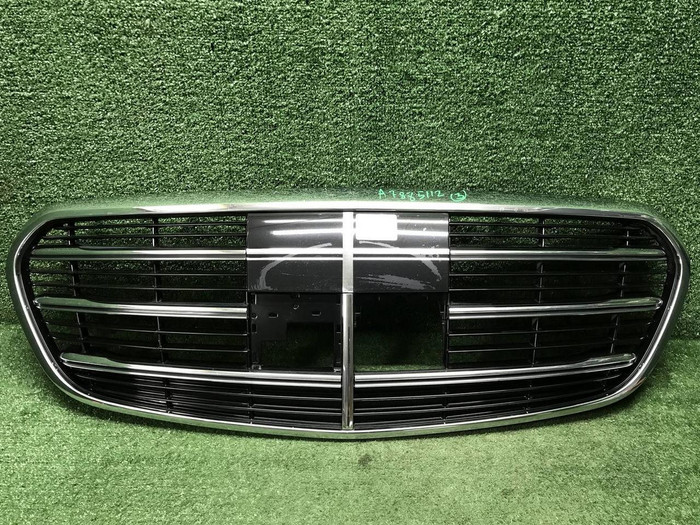 Решетка радиатора Mercedes S W223 (2020-н.в.)