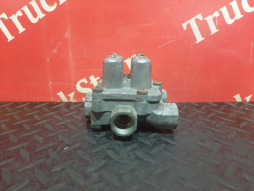 Кран 4-х контурный