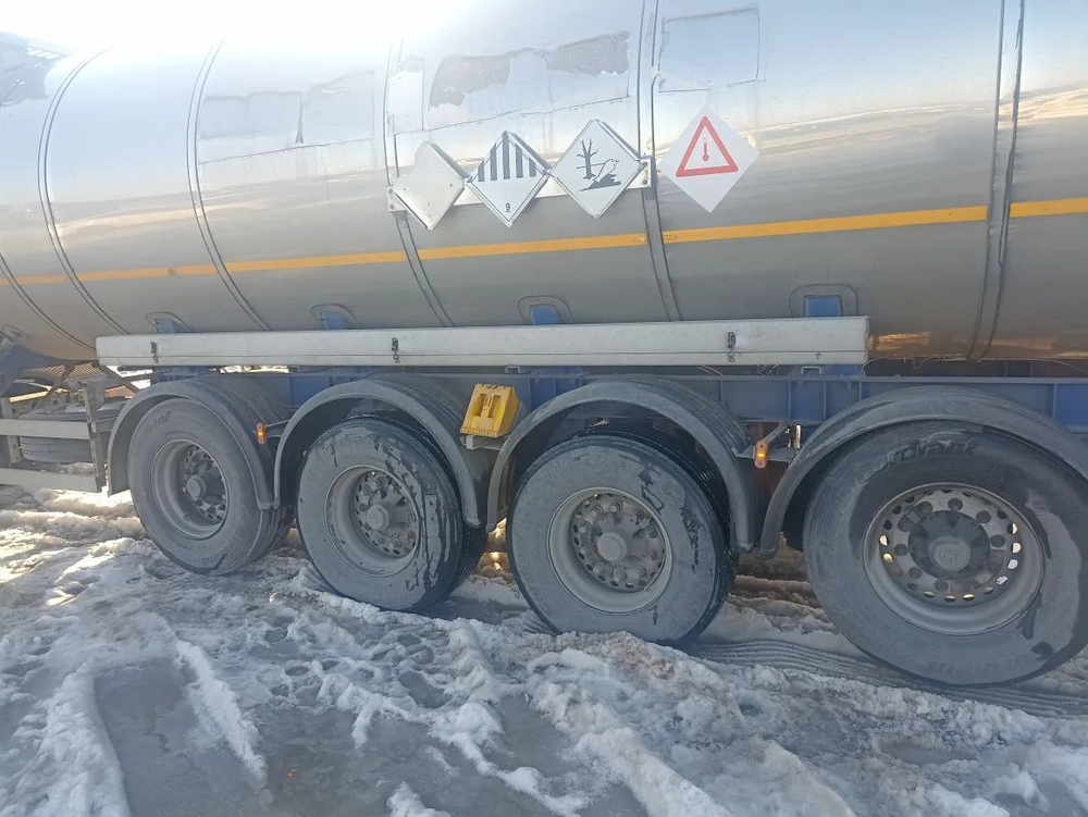 Сеспель SF4* Полуприцеп цистерна SF4B32