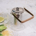 Чайник заварочный стеклянный 1000мл «ICE» с металлическим ситом, плетеная ручка, квадрат