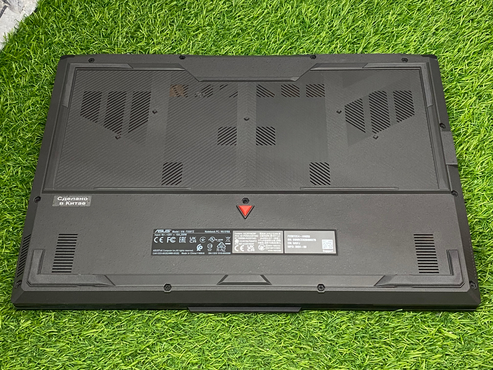 Asus Tuf i5-12500/ 3050/ 16/512