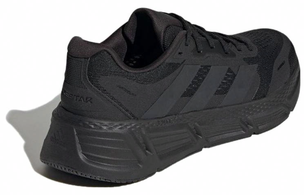 Кроссовки Adidas Questar 2M