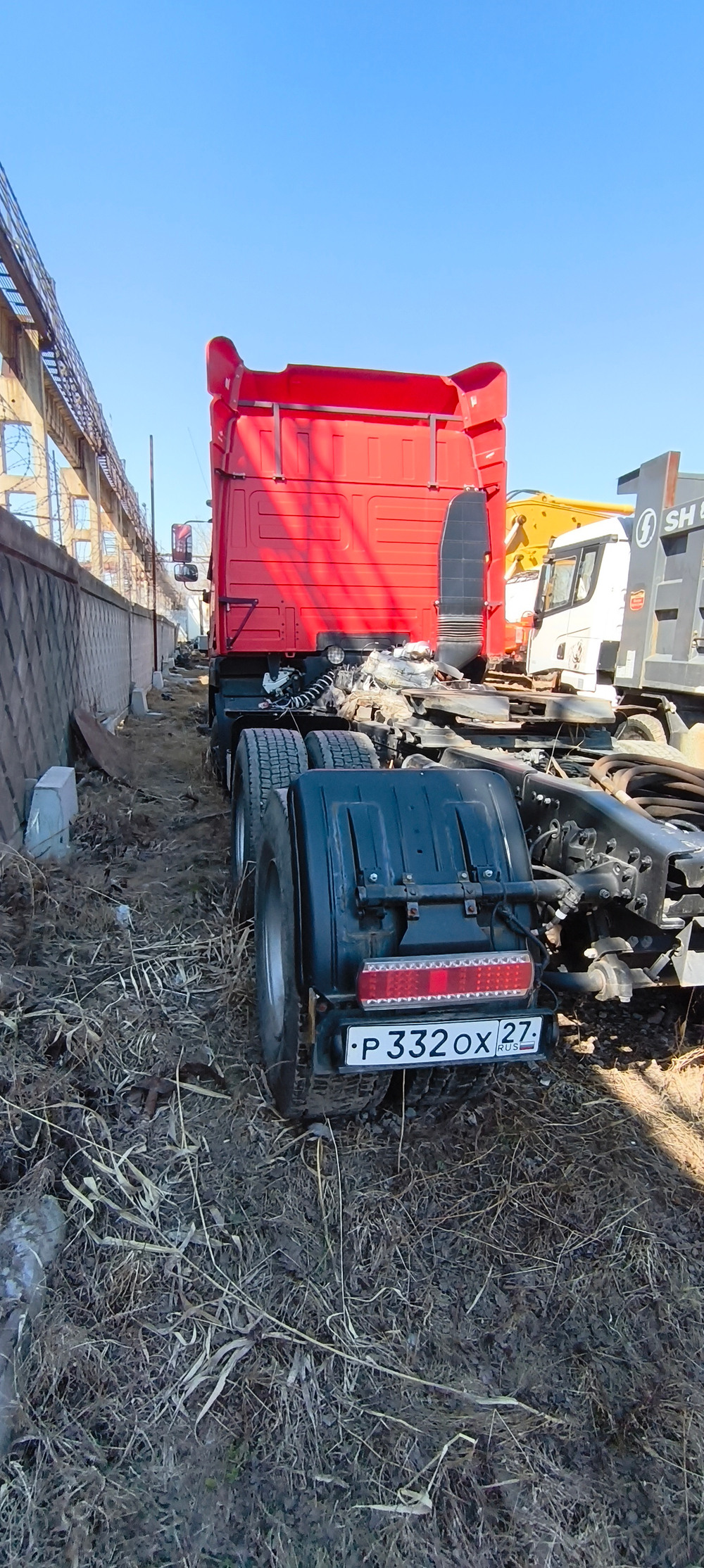 МАЗ 6430 6x4 Седельный тягач 6430С9-570-012 (Дизельный, 11,1 л, 420 л.с., МТ)