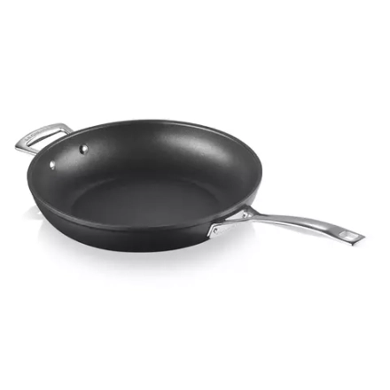 Le Creuset - Сковорода PRO с антипригарным покрытием 30см. / артикул   51101300010202  / GTIN 630870273022