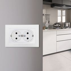 Розетка двойная с заземлением и со шторкой Arte Milano SET06-2 SET06-double-40-2 white