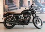 Triumph Bonneville T120 Black
