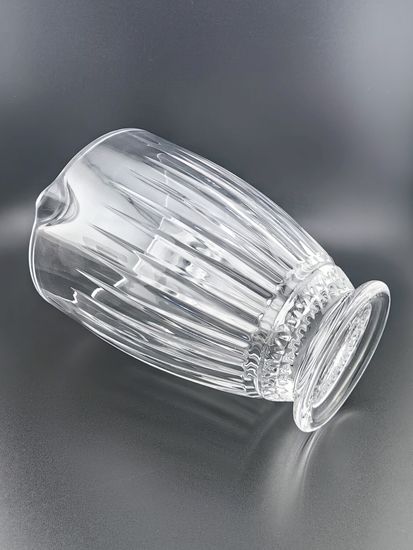 Кувшин стеклянный 1,1 л. на ножке