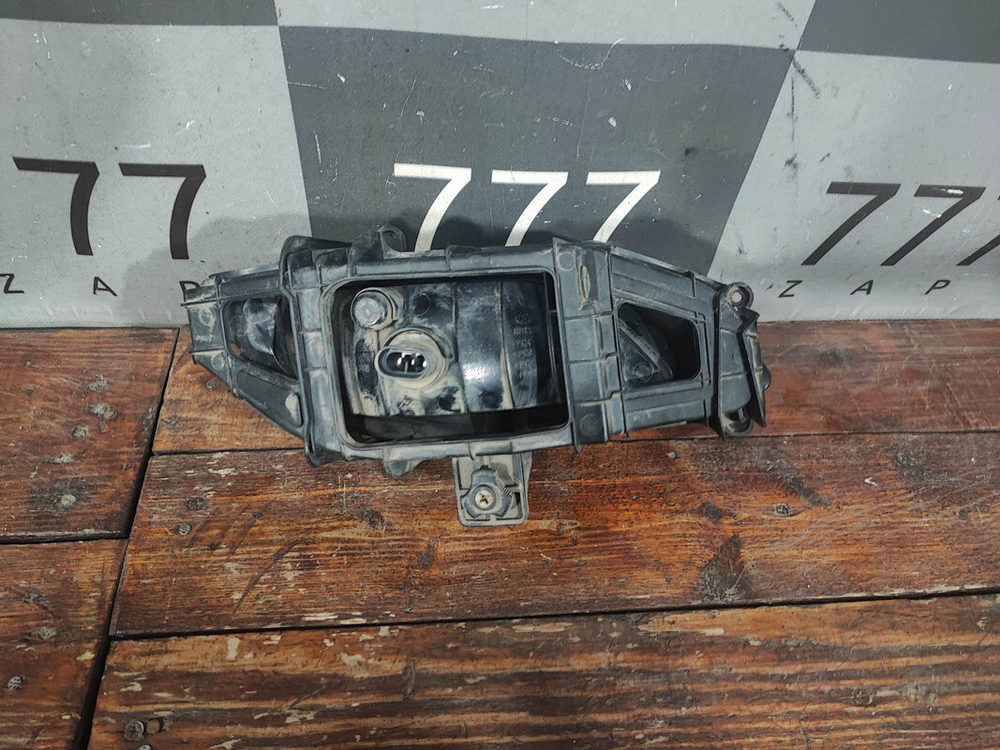 ПТФ передняя левая Hyundai Grand Starex (H1) 07-15 Б/У Оригинал 922014H000