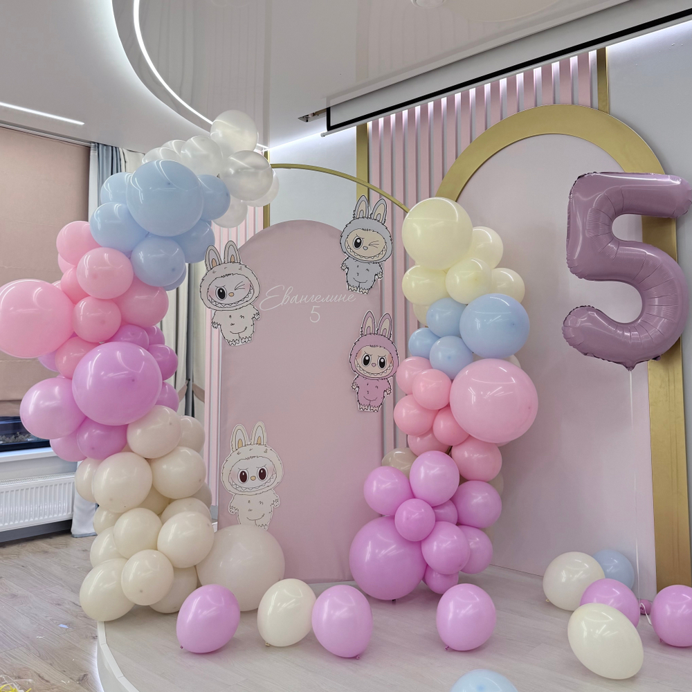 Фотозона лабубу